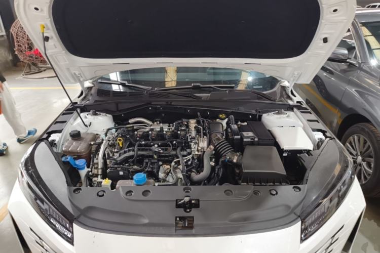 Used CHANGAN Eado 2025 Blue Whale 1.5T 500Bar Prestige Model Engine Bay