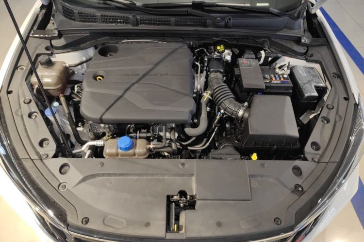 Used CHANGAN Eado 2025 PLUS 1.4T Dual-Clutch High-Energy Version Engine Bay