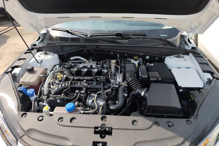 Used CHANGAN Eado 2025 Blue Whale 1.5T 500Bar Prestige Model Engine Bay