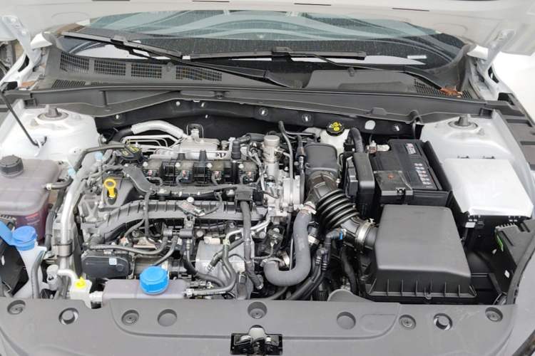 Used CHANGAN Eado 2025 Blue Whale 1.5T 500Bar Prestige Model Engine Bay