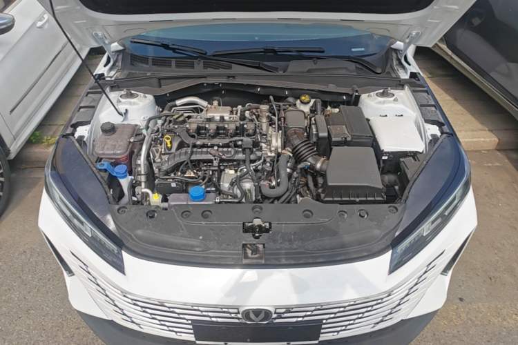 Used CHANGAN Eado 2025 Blue Whale 1.5T 500Bar Flagship Model Engine Bay