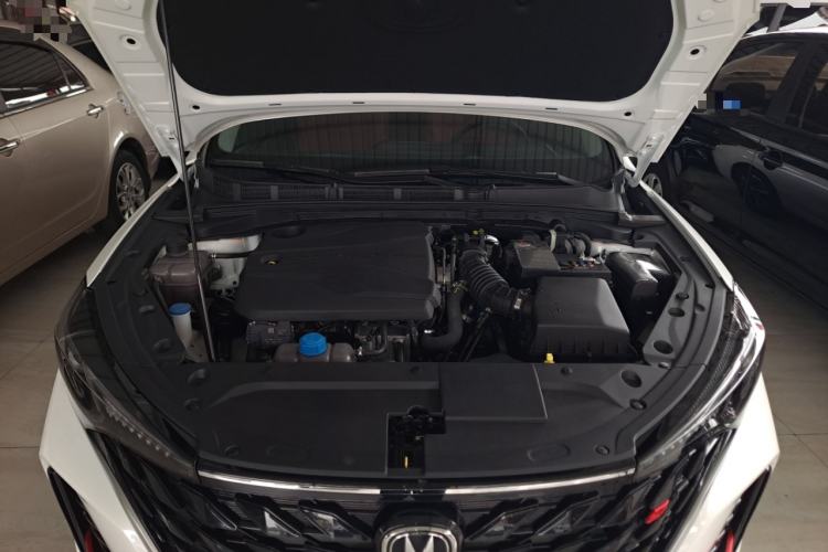 Used CHANGAN Eado 2025 PLUS 1.4T Dual-Clutch High-Energy Version Engine Bay