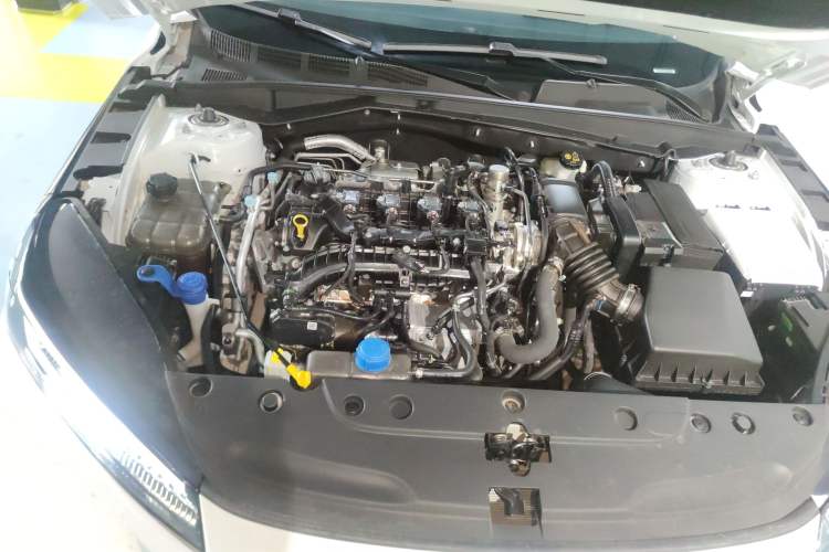 Used CHANGAN Eado 2025 Blue Whale 1.5T 500Bar Prestige Model Engine Bay