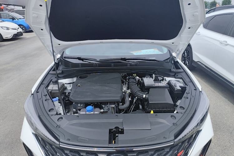 Used CHANGAN Eado 2025 PLUS 1.4T Dual-Clutch High-Energy Version Engine Bay
