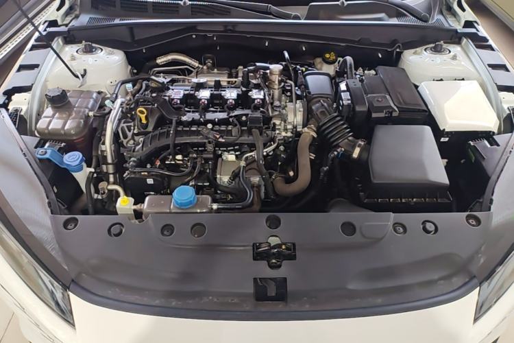 Used CHANGAN Eado 2025 Blue Whale 1.5T 500Bar Prestige Model Engine Bay