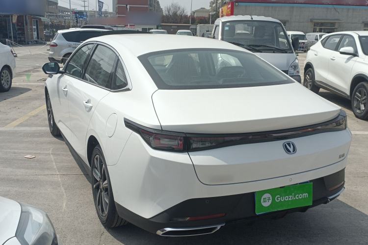 Used CHANGAN Eado 2025 Blue Whale 1.5T 500Bar Prestige Model Exterior 2