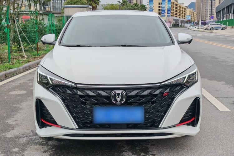 Used CHANGAN Eado 2025 PLUS 1.4T Dual-Clutch High-Energy Version Exterior 3