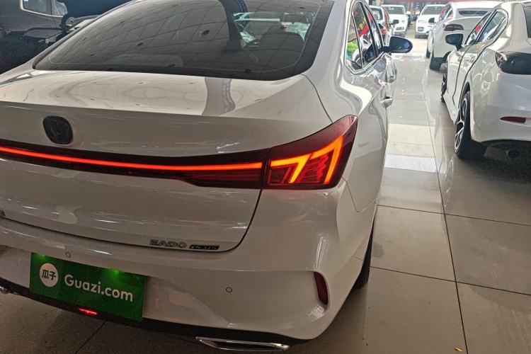 Used CHANGAN Eado 2025 PLUS 1.4T Dual-Clutch High-Energy Version Exterior 3