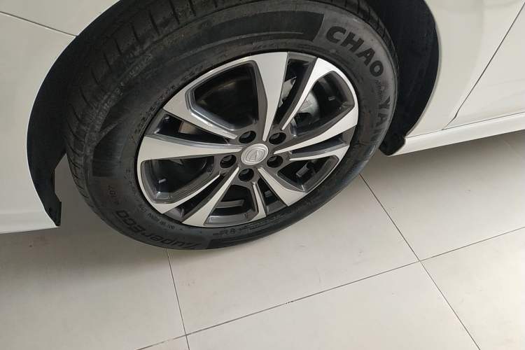 Used CHANGAN Eado 2025 PLUS 1.4T Dual-Clutch High-Energy Version Exterior 4