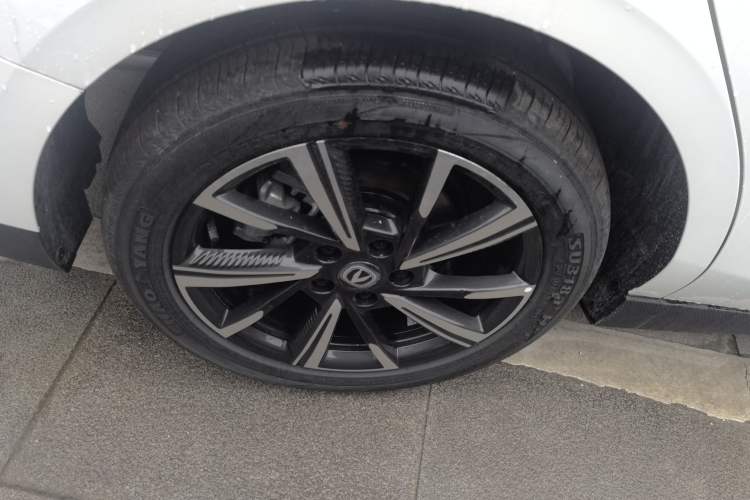 Used CHANGAN Eado 2025 Blue Whale 1.5T 500Bar Prestige Model Exterior 5