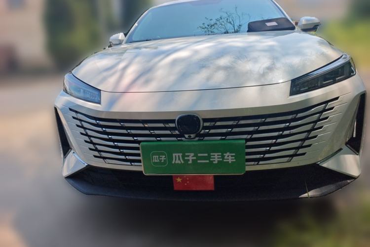Used CHANGAN Eado 2025 Blue Whale 1.5T 500Bar Prestige Model Front