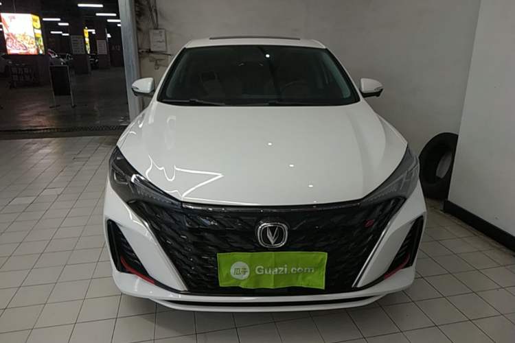 Used CHANGAN Eado 2025 PLUS 1.4T Dual-Clutch High-Energy Version Front