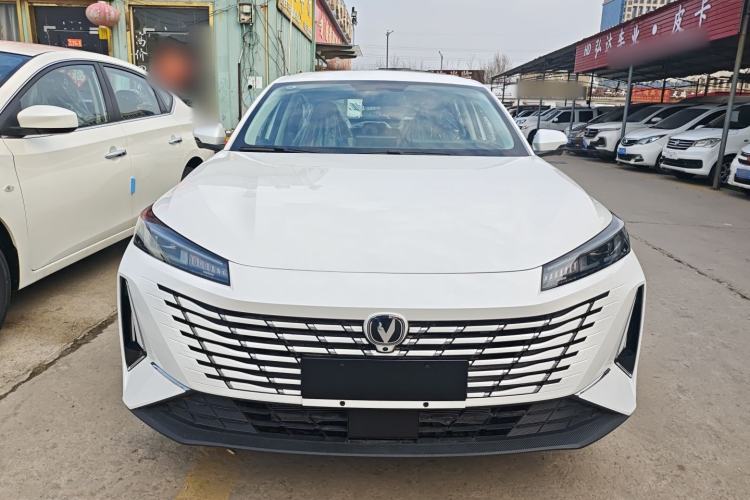 Used CHANGAN Eado 2025 Blue Whale 1.5T 500Bar Prestige Model Front