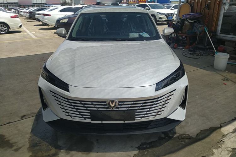 Used CHANGAN Eado 2025 Blue Whale 1.5T 500Bar Prestige Model Front
