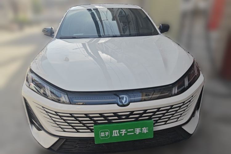 Used CHANGAN Eado 2025 Blue Whale 1.5T 500Bar Flagship Model Front