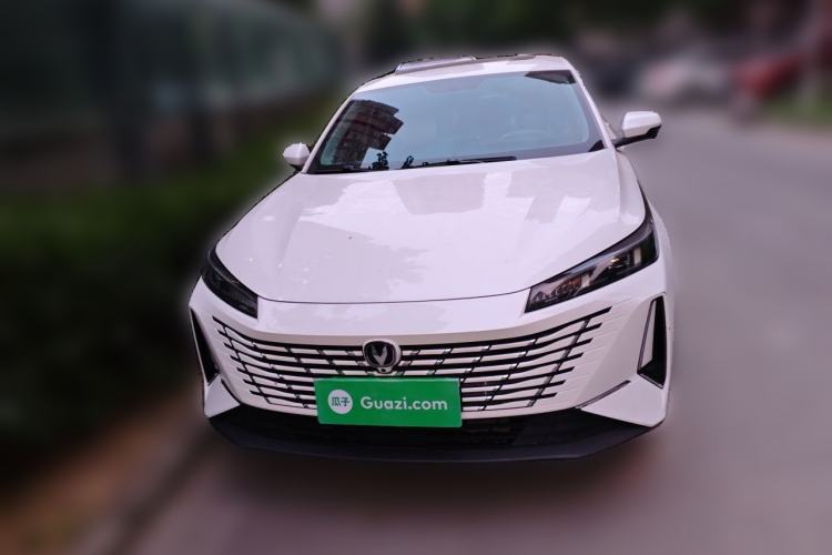 Used CHANGAN Eado 2025 Blue Whale 1.5T 500Bar Flagship Model Front