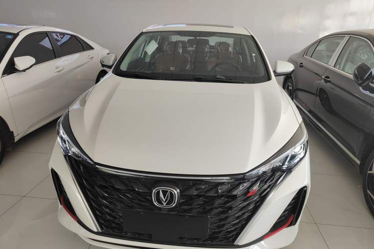 Used CHANGAN Eado 2025 PLUS 1.4T Dual-Clutch High-Energy Version Front