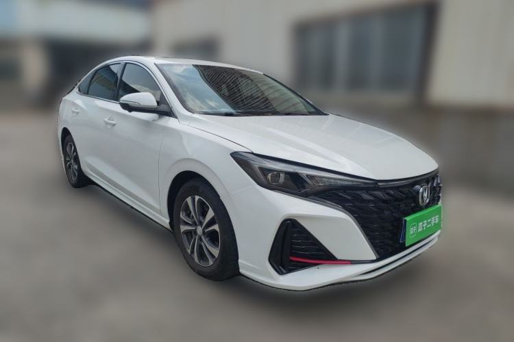Used CHANGAN Eado 2025 PLUS 1.4T Dual-Clutch High-Energy Version Front Right 45 Deg
