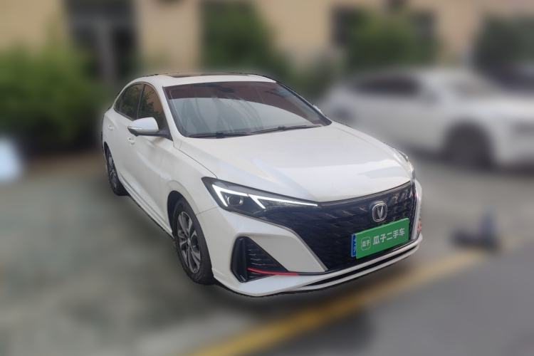 Used CHANGAN Eado 2025 PLUS 1.4T Dual-Clutch High-Energy Version Front Right 45 Deg