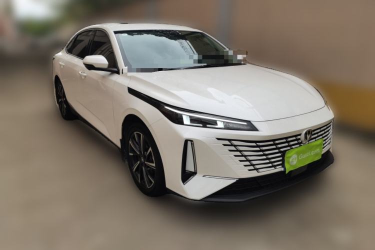 Used CHANGAN Eado 2025 Blue Whale 1.5T 500Bar Prestige Model Front Right 45 Deg