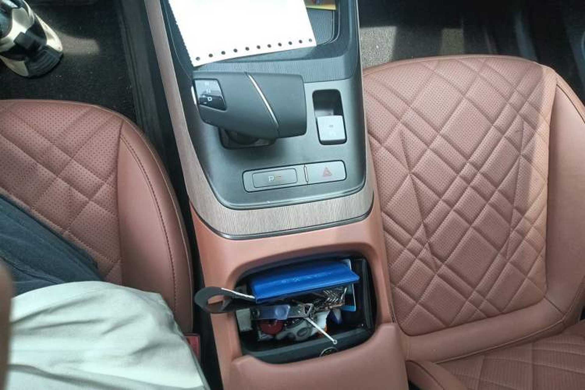 Used CHANGAN Eado 2025 Blue Whale 1.5T 500Bar Flagship Model Gear Lever