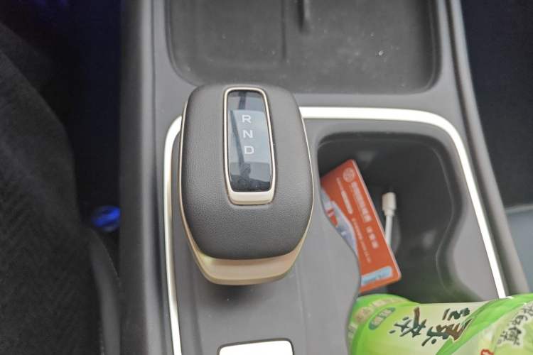 Used CHANGAN Eado 2025 Blue Whale 1.5T 500Bar Flagship Model Gear Lever