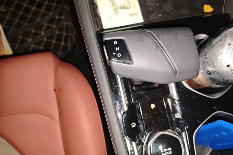 Used CHANGAN Eado 2025 PLUS 1.4T Dual-Clutch High-Energy Version Gear Lever