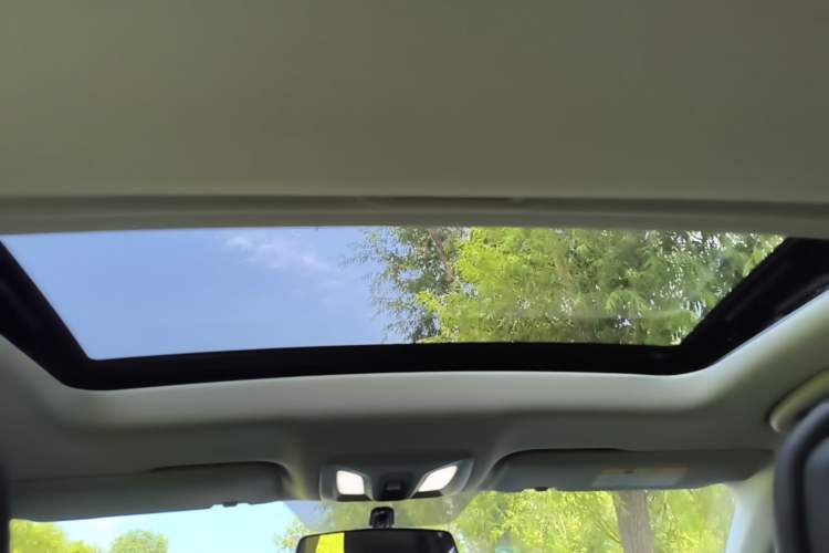 Used CHANGAN Eado 2025 Blue Whale 1.5T 500Bar Prestige Model Headliner