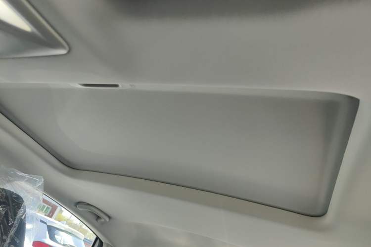 Used CHANGAN Eado 2025 Blue Whale 1.5T 500Bar Prestige Model Headliner