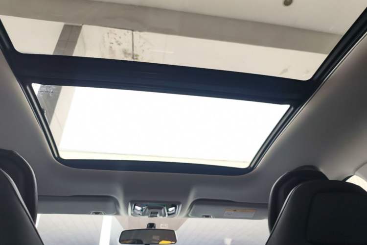 Used CHANGAN Eado 2025 Blue Whale 1.5T 500Bar Flagship Model Headliner