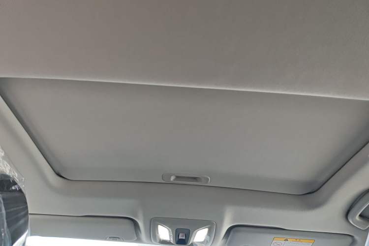 Used CHANGAN Eado 2025 Blue Whale 1.5T 500Bar Prestige Model Headliner