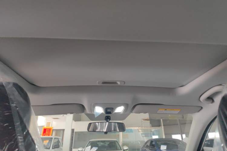 Used CHANGAN Eado 2025 Blue Whale 1.5T 500Bar Prestige Model Headliner
