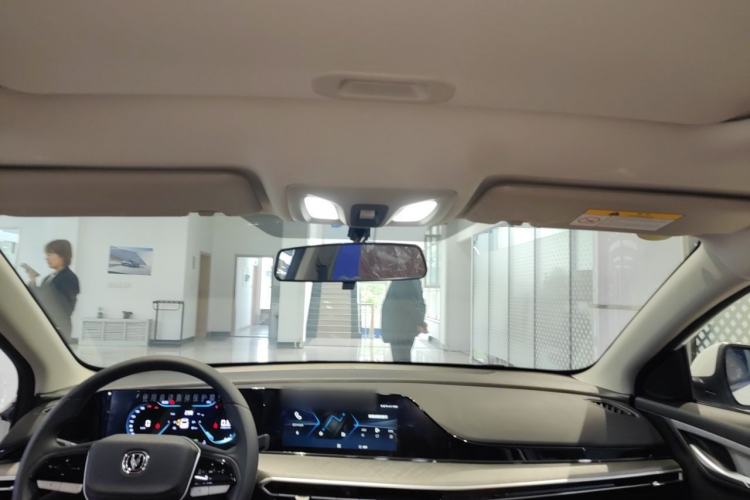 Used CHANGAN Eado 2025 PLUS 1.4T Dual-Clutch High-Energy Version Headliner