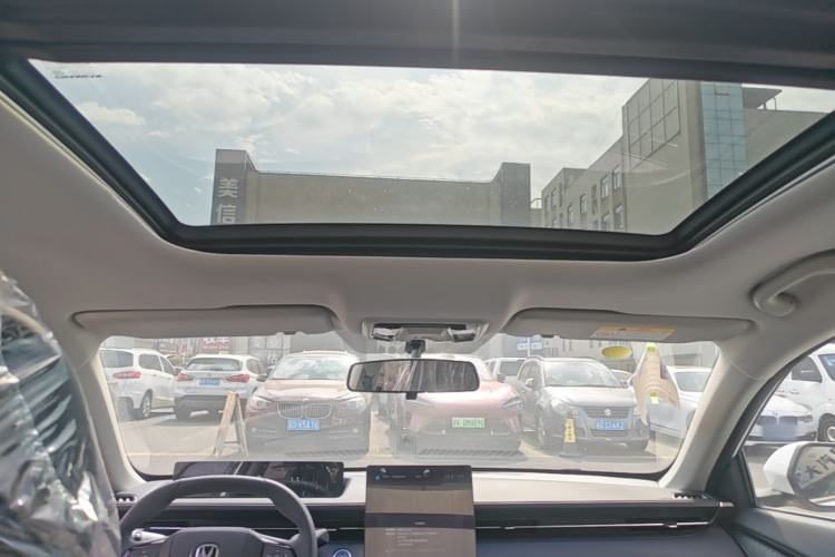 Used CHANGAN Eado 2025 Blue Whale 1.5T 500Bar Flagship Model Headliner