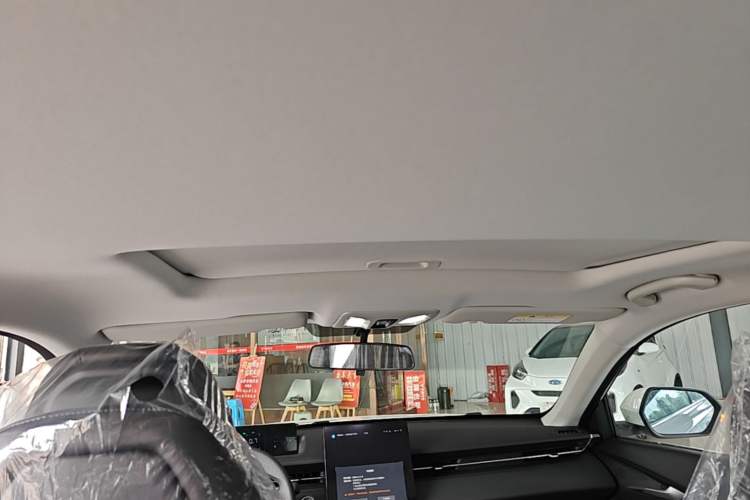 Used CHANGAN Eado 2025 Blue Whale 1.5T 500Bar Prestige Model Headliner