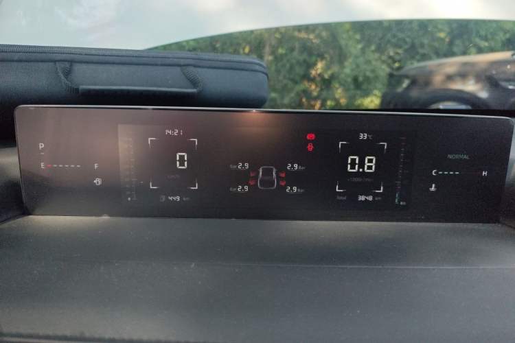Used CHANGAN Eado 2025 Blue Whale 1.5T 500Bar Prestige Model Instrument Cluster