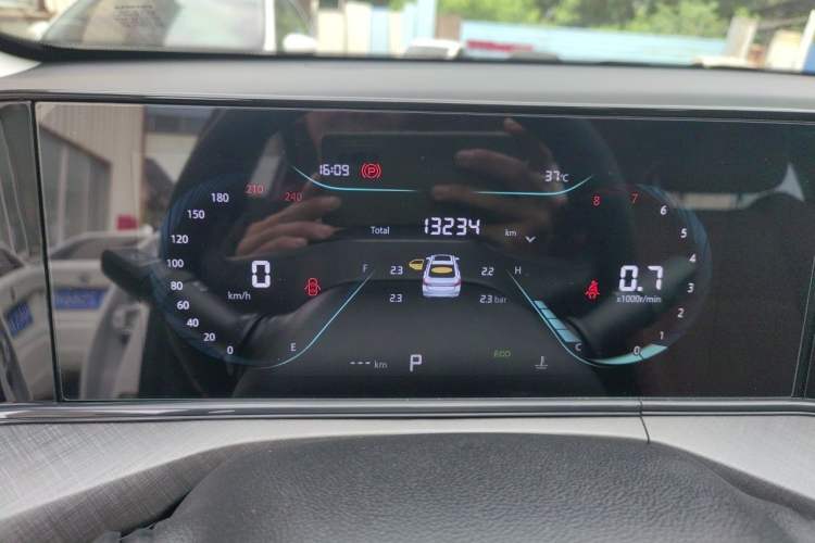 Used CHANGAN Eado 2025 PLUS 1.4T Dual-Clutch High-Energy Version Instrument Cluster