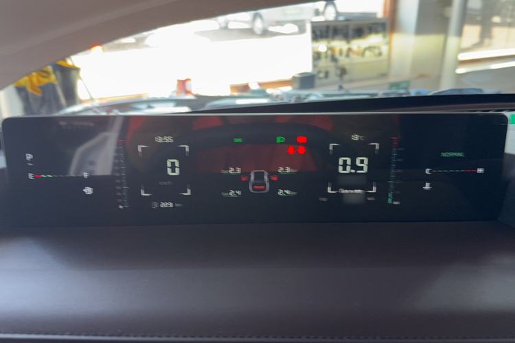 Used CHANGAN Eado 2025 Blue Whale 1.5T 500Bar Prestige Model Instrument Cluster