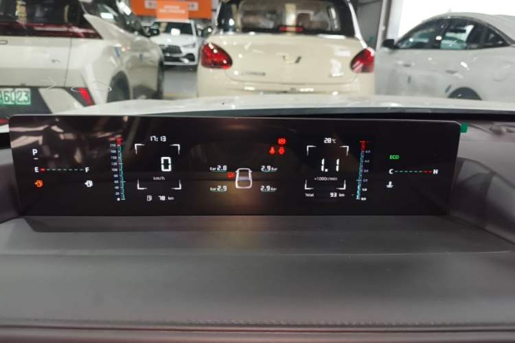 Used CHANGAN Eado 2025 Blue Whale 1.5T 500Bar Prestige Model Instrument Cluster