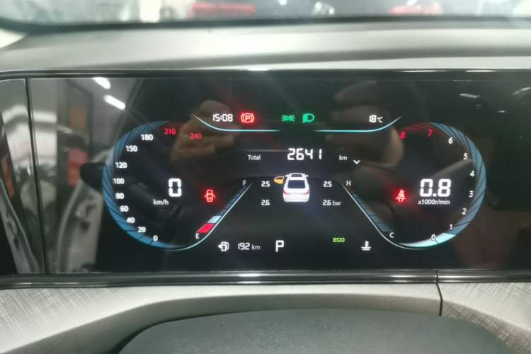 Used CHANGAN Eado 2025 PLUS 1.4T Dual-Clutch High-Energy Version Instrument Cluster