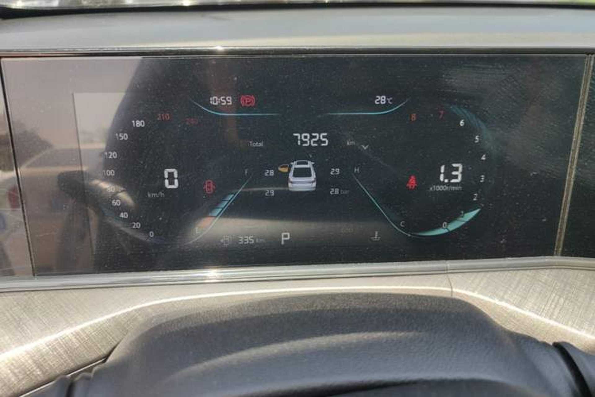 Used CHANGAN Eado 2025 PLUS 1.4T Dual-Clutch High-Energy Version Instrument Cluster