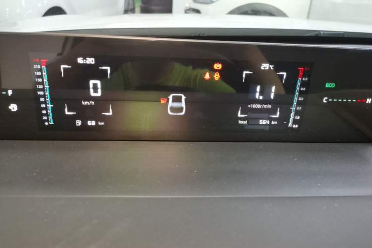 Used CHANGAN Eado 2025 Blue Whale 1.5T 500Bar Prestige Model Instrument Cluster
