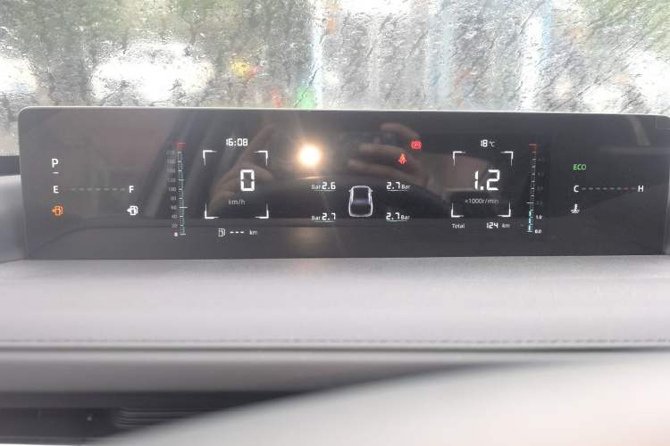 Used CHANGAN Eado 2025 Blue Whale 1.5T 500Bar Prestige Model Instrument Cluster