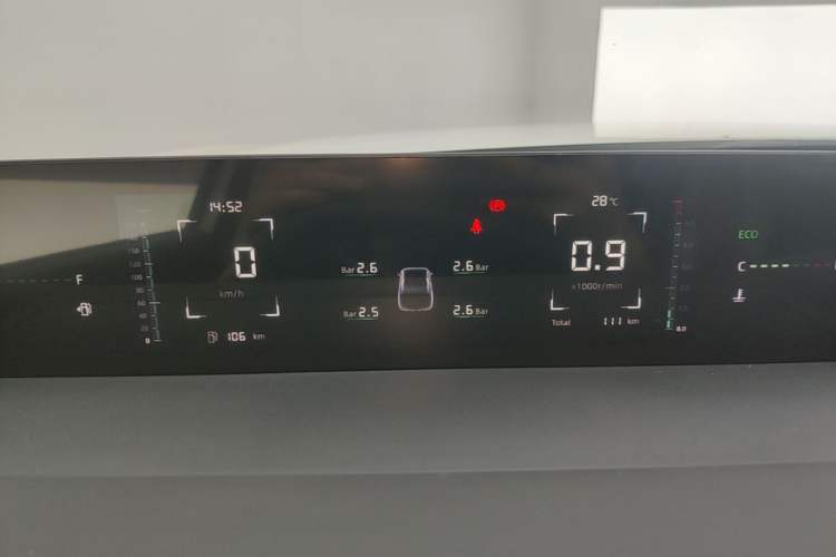 Used CHANGAN Eado 2025 Blue Whale 1.5T 500Bar Prestige Model Instrument Cluster