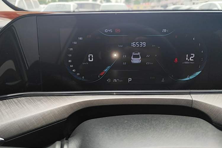 Used CHANGAN Eado 2025 PLUS 1.4T Dual-Clutch High-Energy Version Instrument Cluster