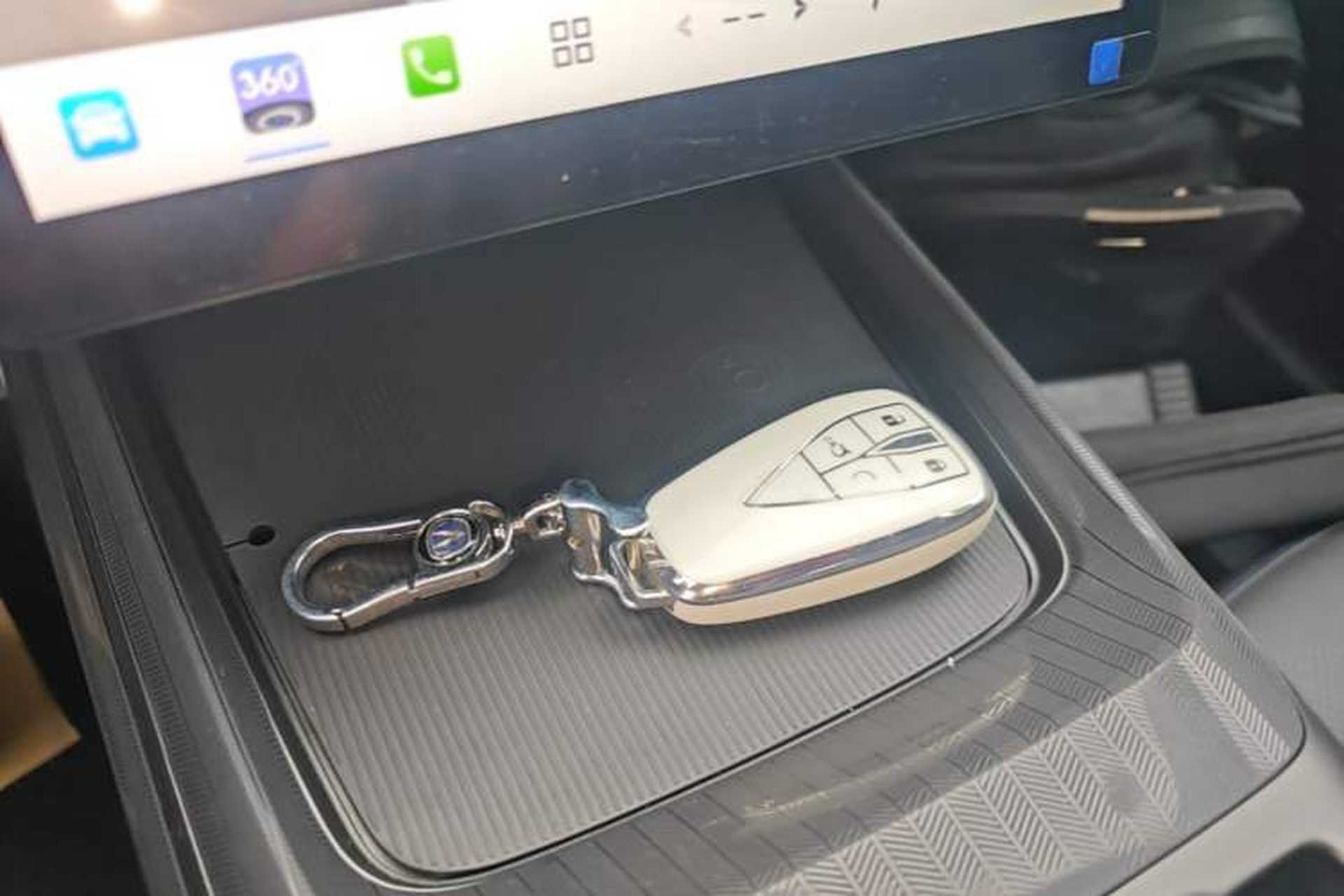 Used CHANGAN Eado 2025 Blue Whale 1.5T 500Bar Prestige Model Interior 1