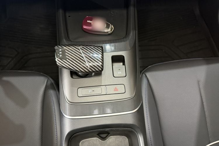 Used CHANGAN Eado 2025 Blue Whale 1.5T 500Bar Prestige Model Interior 3