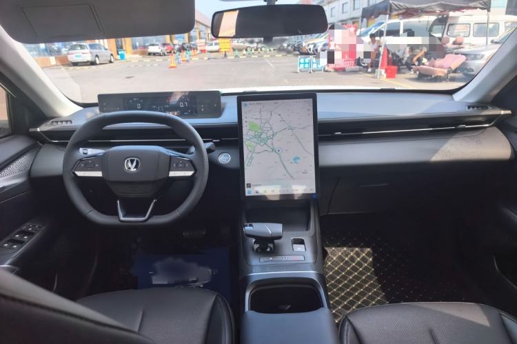 Used CHANGAN Eado 2025 Blue Whale 1.5T 500Bar Prestige Model Interior 3