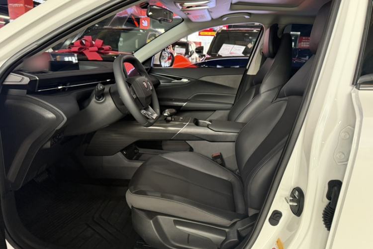 Used CHANGAN Eado 2025 Blue Whale 1.5T 500Bar Prestige Model Interior 4