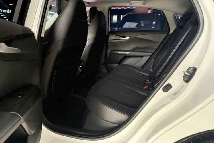 Used CHANGAN Eado 2025 Blue Whale 1.5T 500Bar Prestige Model Interior 5